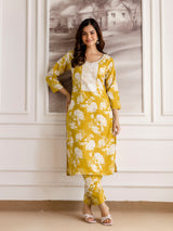 Yellow Slub Magic Cotton Digital Print Kurta Palazzo Set For Woman's