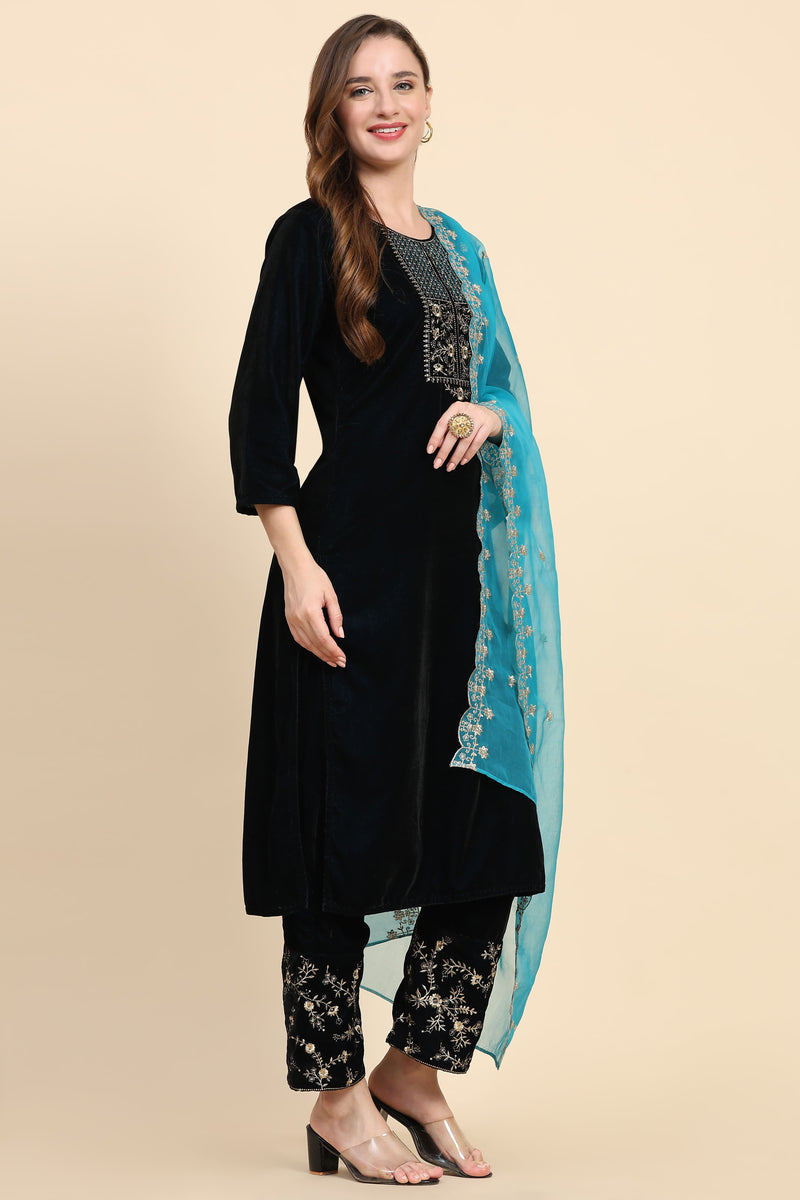 Blue Velvet Embroidery Salwar Suit Set with Dupatta For Women's