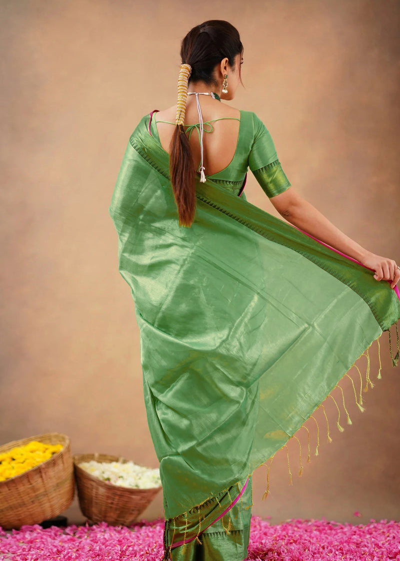 #color_pale green