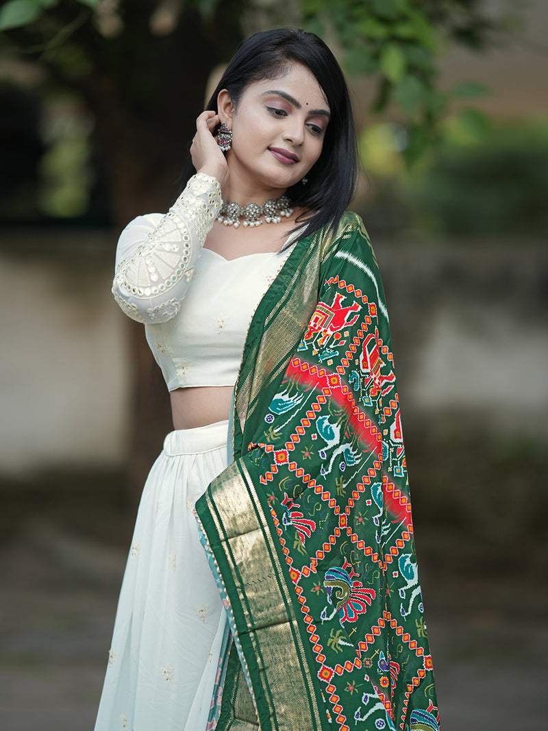 Georgette Embroidery Lehenga Choli with Dupatta I Navratri Stylish Lehenga Choli for women Trendmallsin